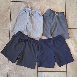 Set of four boys shorts size 5T
